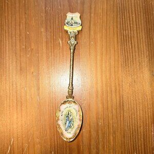 Vintage collectible spoon Notre Dame des Victoires Quebec